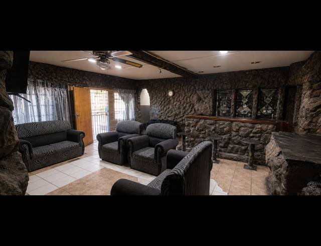 3 BEDROOM HOUSE FOR SALE IN SONLAND PARK